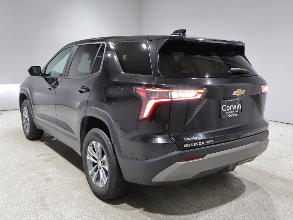 Used 2025 Chevrolet Equinox LT AWD/4WD image 5
