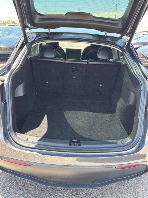 Used 2022 Tesla Model Y Performance AWD/4WD image 9