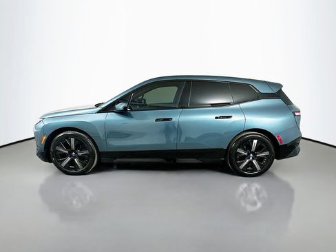 Used 2024 BMW iX xDrive50 w/ Sport Package AWD/4WD image 8
