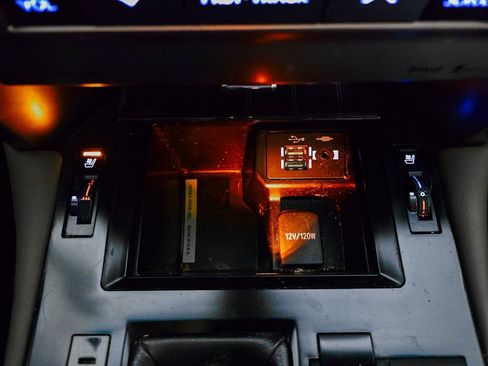 Used 2021 Lexus GX 460 Premium image 32