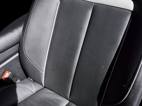 Used 2023 Rolls-Royce Cullinan image 50