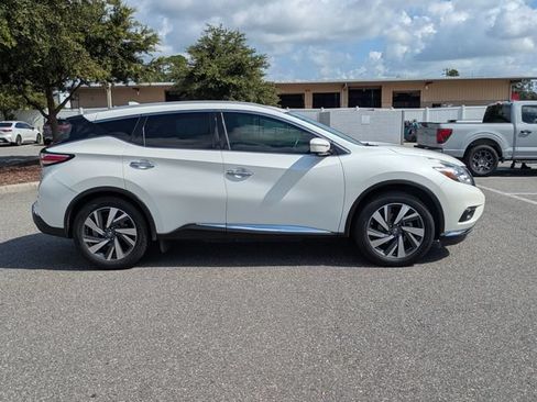 Used 2017 Nissan Murano Platinum w/ Platinum Technology Package AWD/4WD image 2