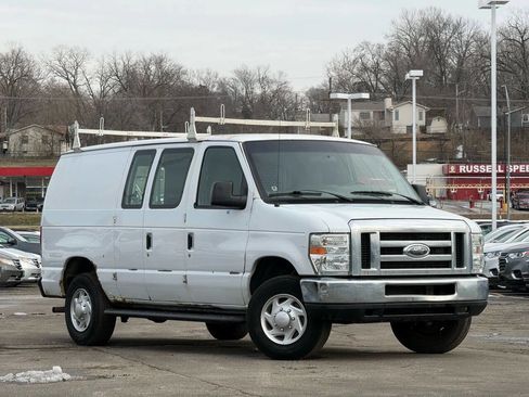 Used 2013 Ford E-250 and Econoline 250 w/ PWR Group RWD image 1