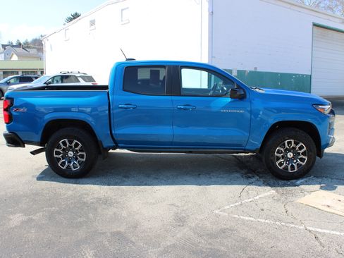 Used 2023 Chevrolet Colorado Z71 w/ Advanced Trailering Package image 8