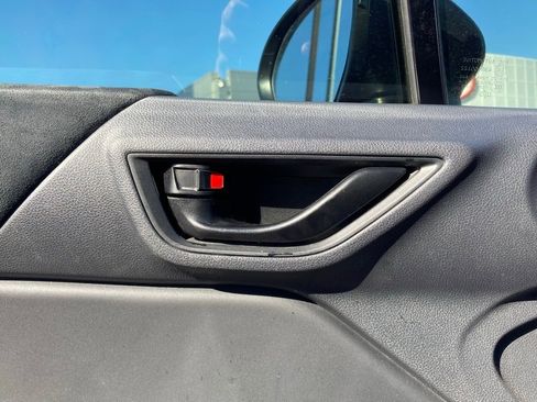 Used 2023 Toyota GR86 Premium image 13