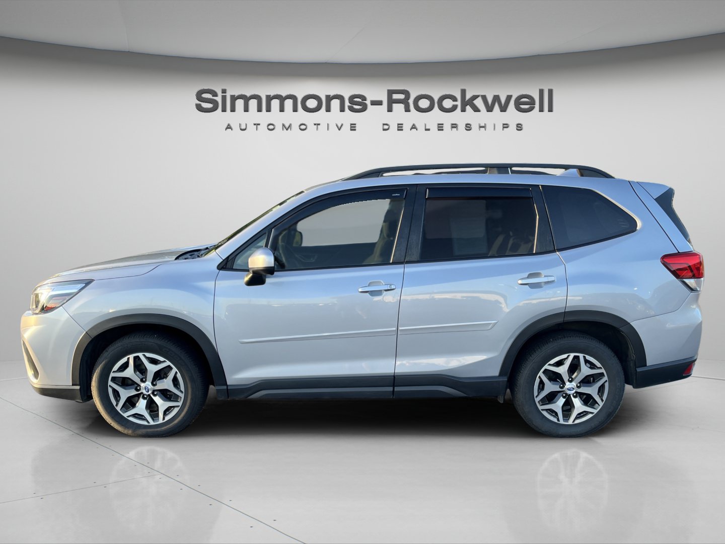 Used 2021 Subaru Forester Premium AWD/4WD image 2
