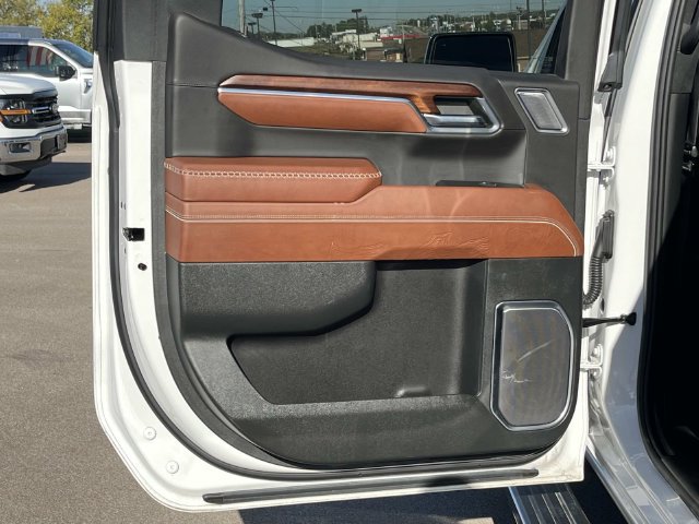 Certified 2024 GMC Sierra 1500 Denali Ultimate AWD/4WD image 19