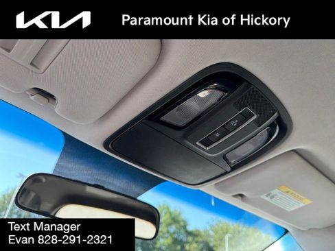 Used 2017 Kia Sorento FWD image 27
