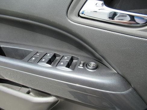 Used 2022 GMC Canyon AT4 image 20