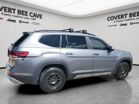 Used 2021 Volkswagen Atlas SE image 10