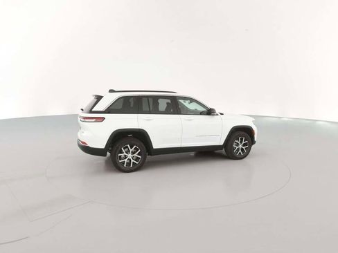 New 2025 Jeep Grand Cherokee Limited image 13