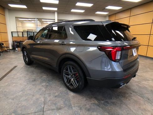 New 2026 Ford Explorer ST AWD/4WD image 5