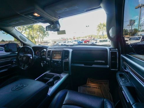 Used 2016 RAM 3500 Laramie image 32