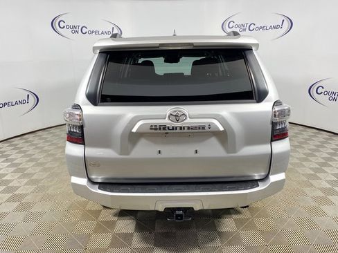 Used 2024 Toyota 4Runner SR5 image 5