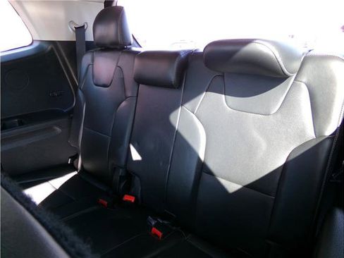 Used 2022 Kia Telluride S image 12