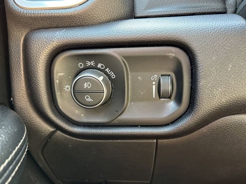 Used 2022 RAM 3500 Big Horn w/ Level B Equipment Group image 28