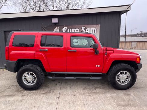 Used 2007 HUMMER H3 AWD/4WD image 9