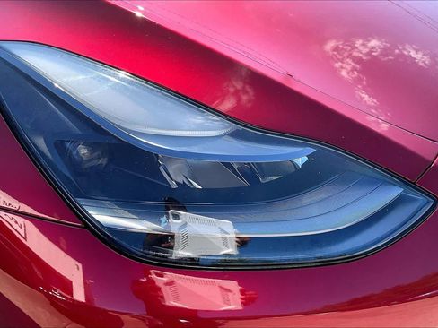 Used 2024 Tesla Model Y 2WD image 25