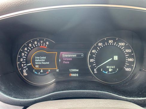 Used 2015 Lincoln MKC AWD w/ Equipment Group 101A Select image 4