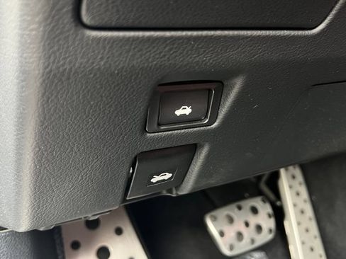 Used 2015 Lexus GS 350 w/ F Sport Package RWD image 31