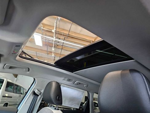 New 2025 Volkswagen Taos SE image 22