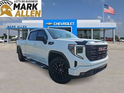Used 2025 GMC Sierra 1500 Elevation