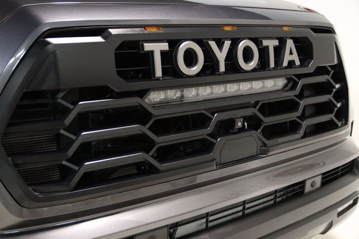 Used 2025 Toyota Sequoia TRD Pro AWD/4WD image 32