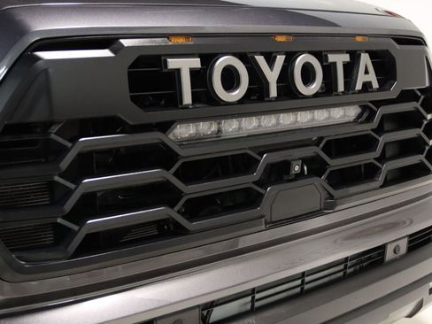 Used 2025 Toyota Sequoia TRD Pro AWD/4WD image 32