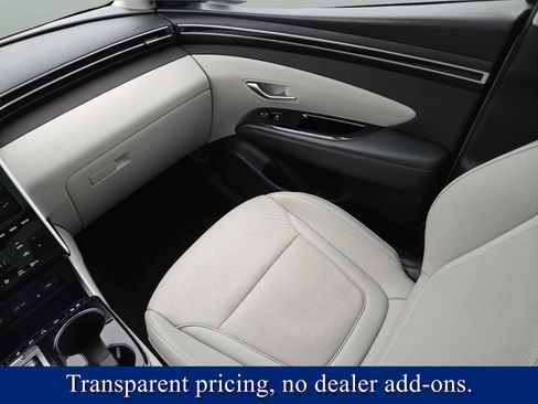 Used 2024 Hyundai Tucson Limited image 16