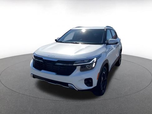 Used 2025 Kia Seltos S image 7