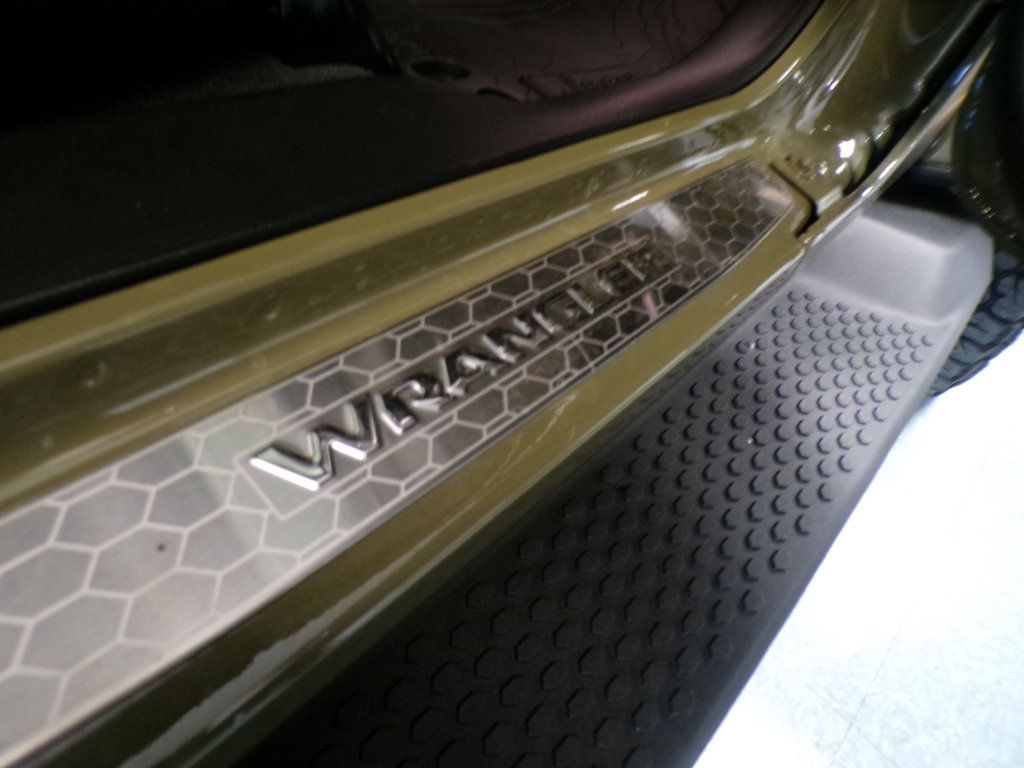 New 2026 Jeep Wrangler Unlimited Sahara AWD/4WD image 12