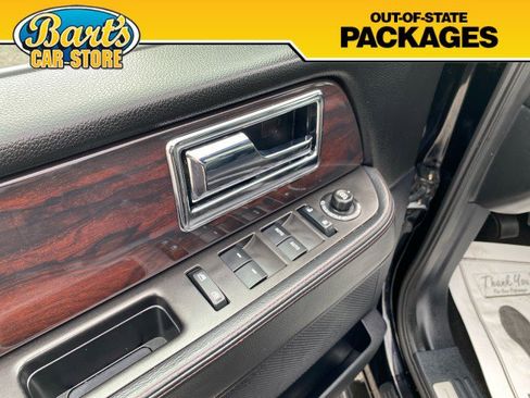 Used 2017 Lincoln Navigator Reserve image 27