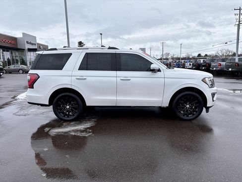 Used 2019 Ford Expedition Limited w/ Equipment Group 301A image 2