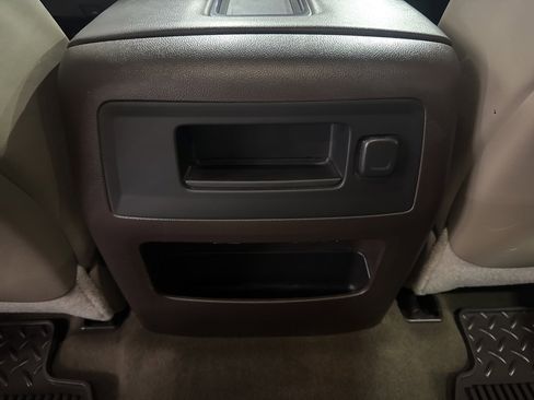 Used 2015 GMC Sierra 1500 SLT image 35