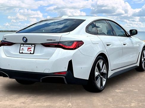 Used 2023 BMW i4 eDrive35 w/ Premium Package RWD image 4