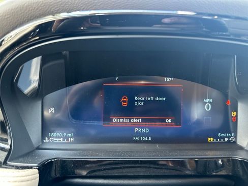 Used 2024 Lincoln Corsair FWD image 15