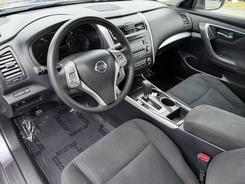 Used 2014 Nissan Altima 2.5 S FWD image 16