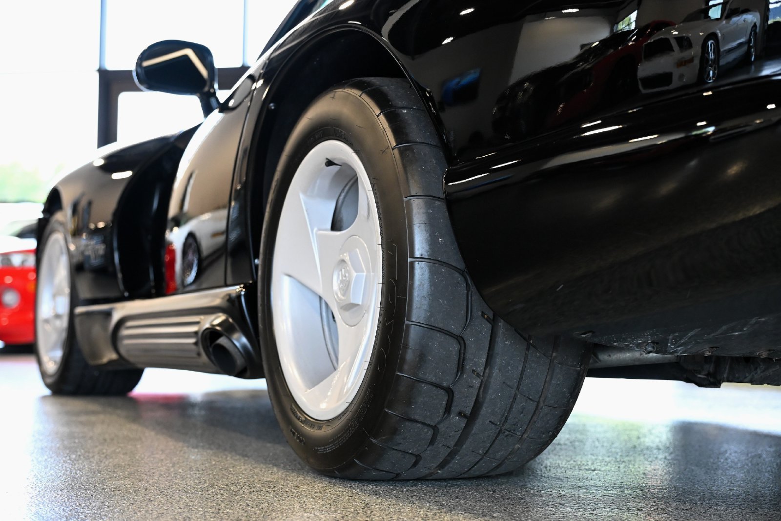 Used 1994 Dodge Viper RT/10 RWD image 20