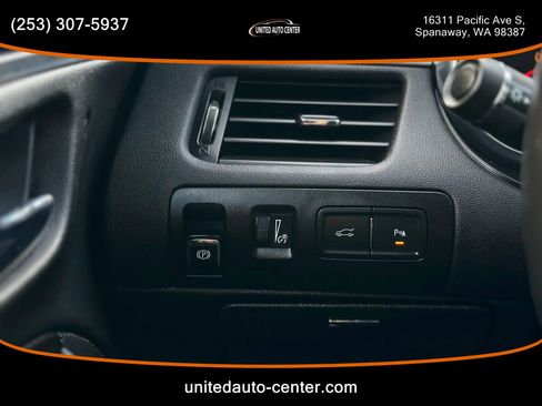 Used 2016 Chevrolet Impala LT image 13