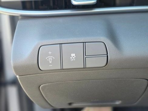 New 2026 Hyundai Elantra SEL Sport Premium FWD image 33