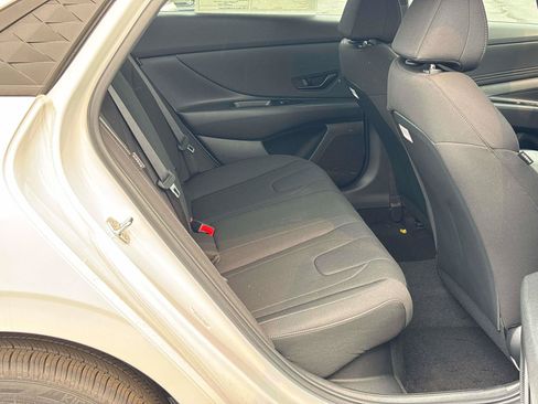 Certified 2026 Hyundai Elantra SEL FWD image 14