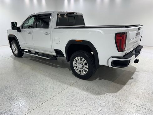 Used 2023 GMC Sierra 2500 Denali image 6