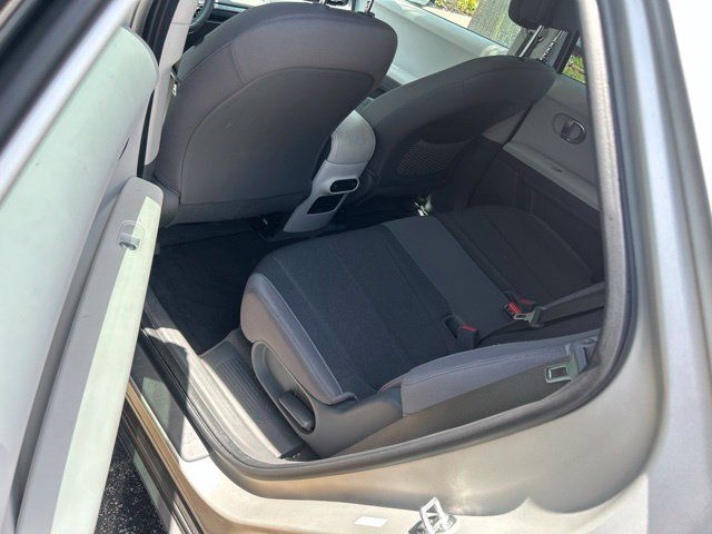 Used 2024 Hyundai Ioniq 5 SEL AWD/4WD image 2