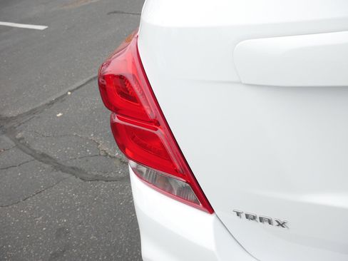 Used 2019 Chevrolet Trax LT w/ LPO, Cargo Package image 17