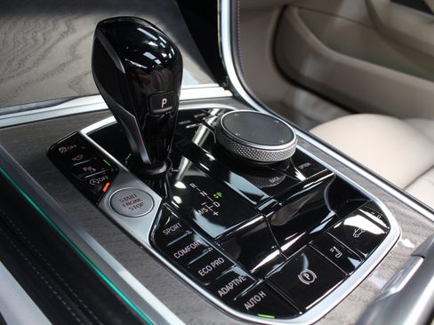 Used 2024 BMW M850i xDrive Convertible w/ Driving Assistance Package AWD/4WD image 88