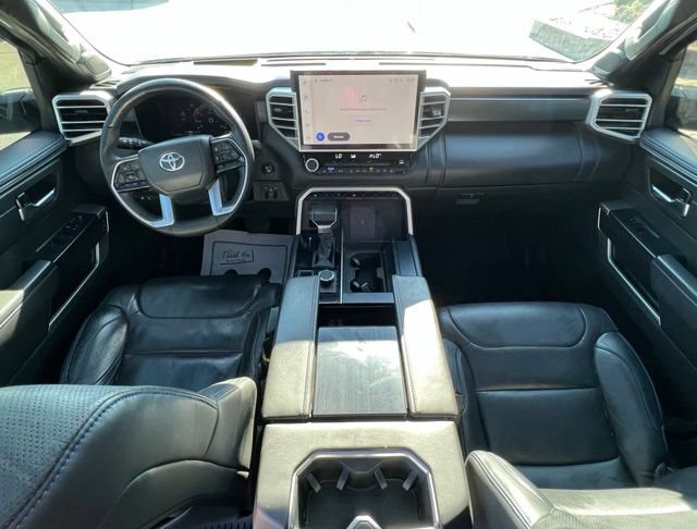 Used 2025 Toyota Tundra Platinum AWD/4WD image 2