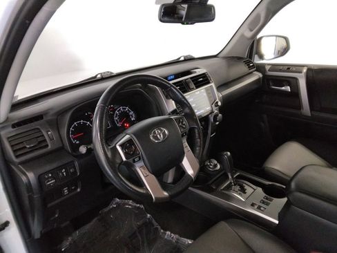 Used 2024 Toyota 4Runner SR5 Premium image 33