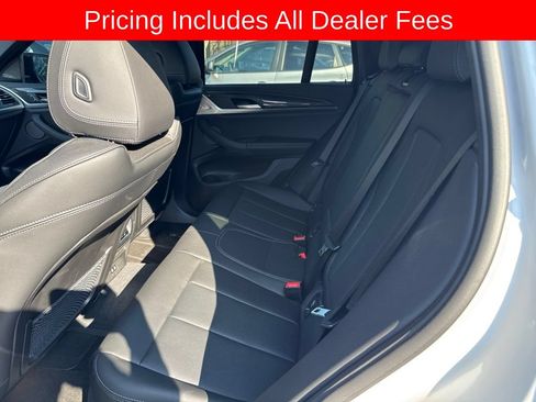 Used 2025 BMW X4 M40i AWD/4WD image 17