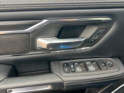 Used 2024 RAM 1500 Laramie image 8