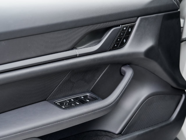Certified 2023 Porsche Taycan RWD image 7